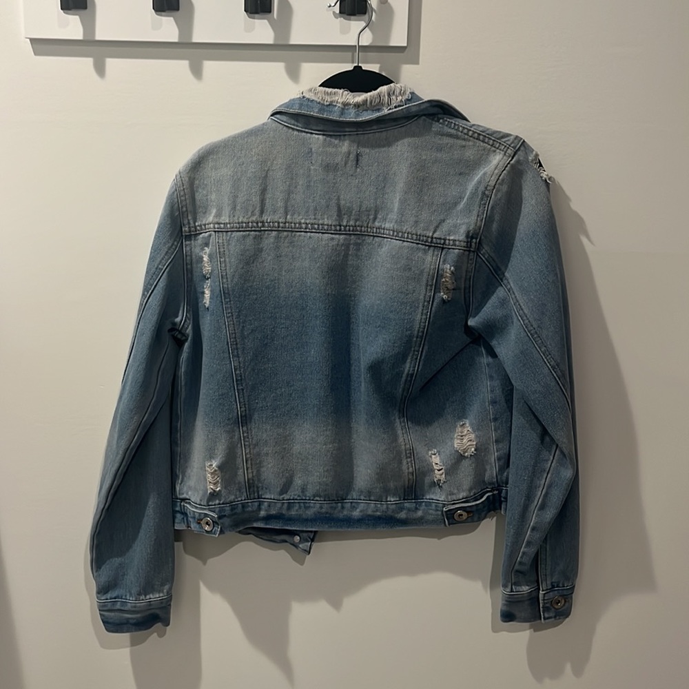 Jean jacket - Picture 2 of 3